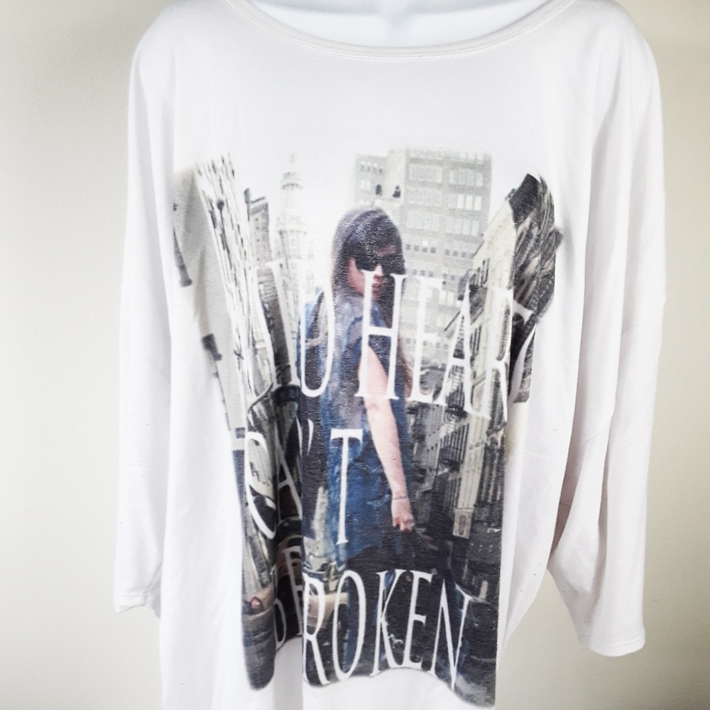 Lane Bryant 3/4 sleeve top wild heart 26/28 EUC